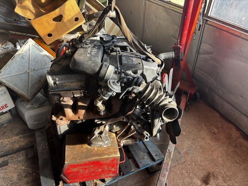 Mercedes benz w124 250motor - mercedes,