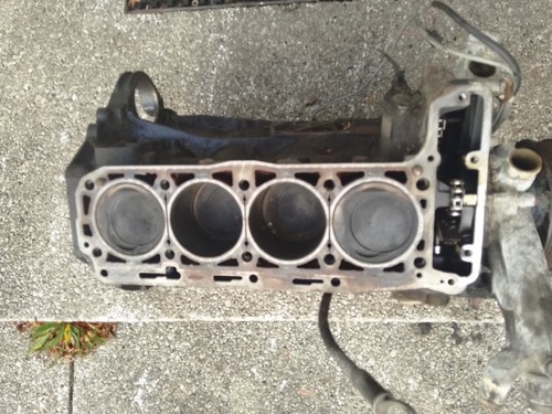 Motorblock mercedes 230e w124 - mercedes,
